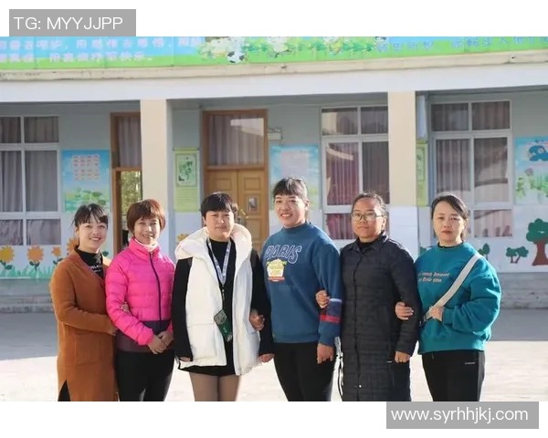 美国足球明星莅临镇安助力青少年足球发展活动盛况空前